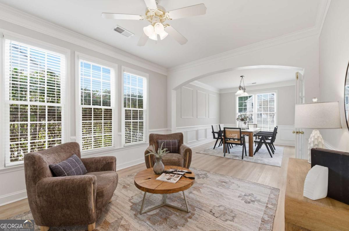 5465 Vinings Lake Way SW