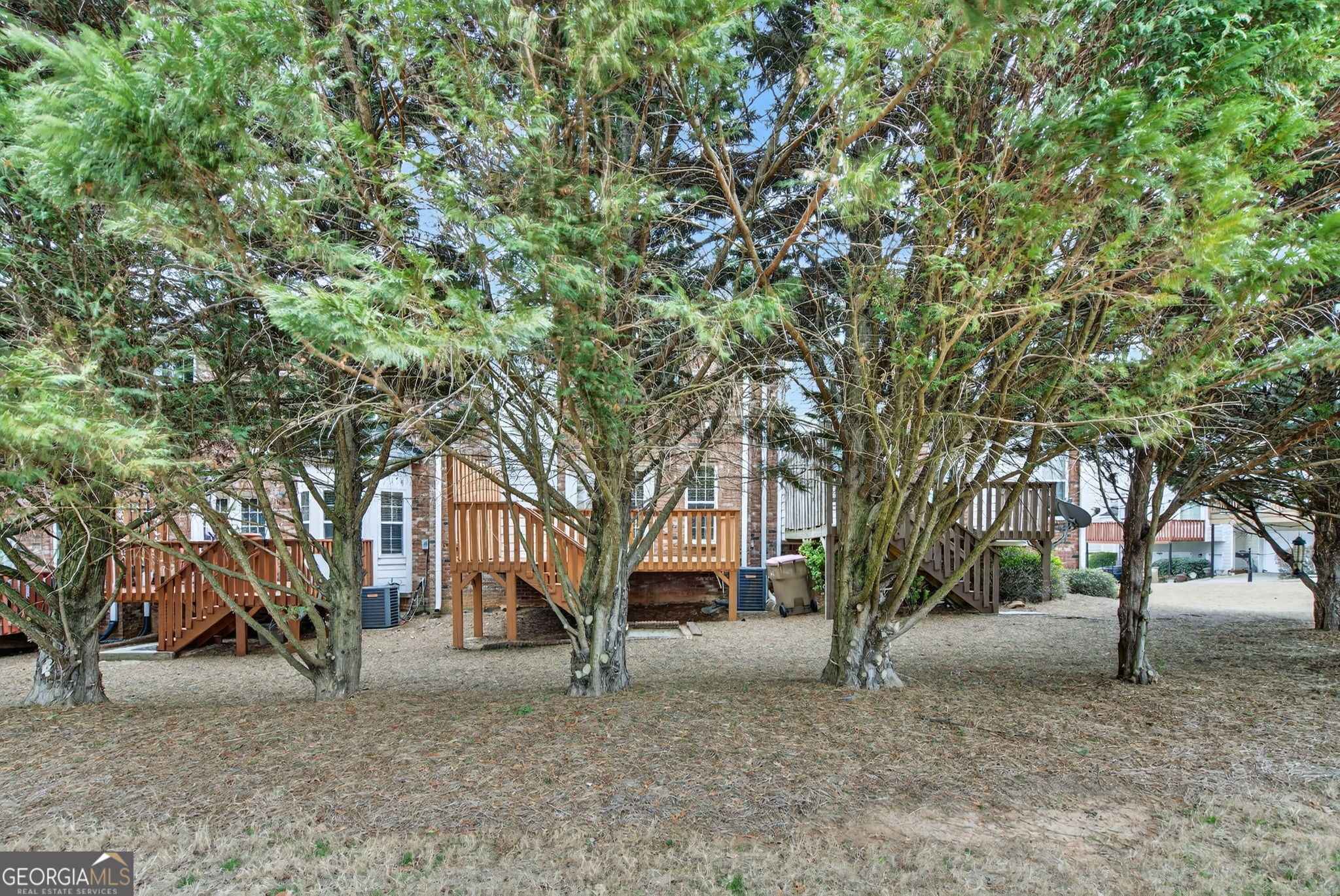 1186 Lake Point Way