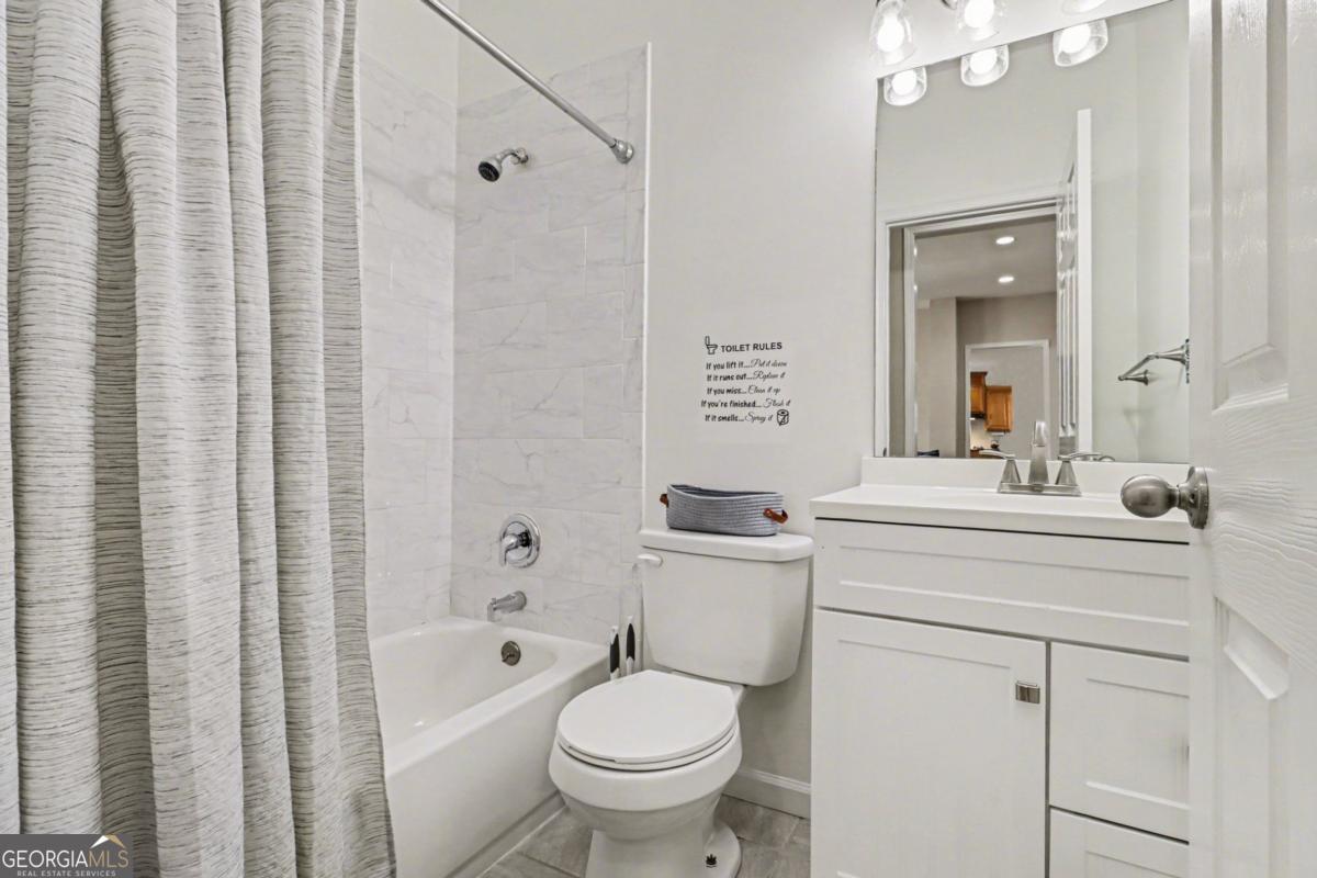 1940 SE Lancaster Drive SE