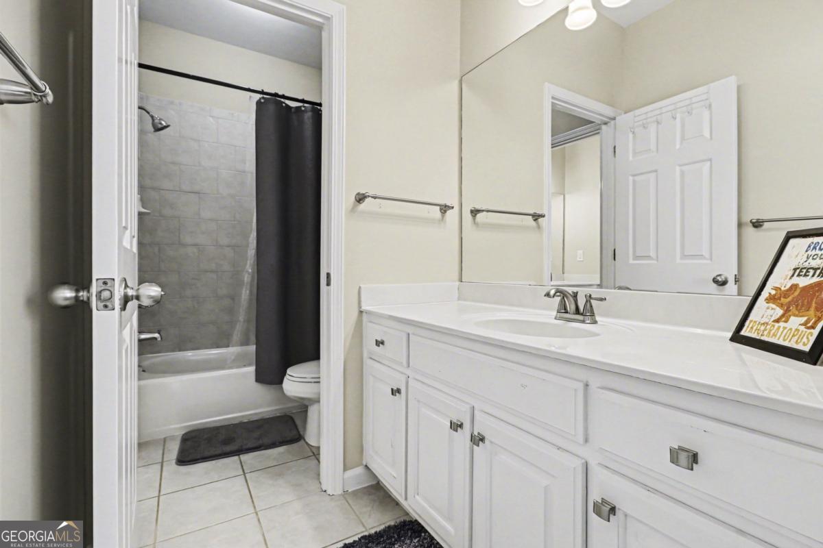 1940 SE Lancaster Drive SE