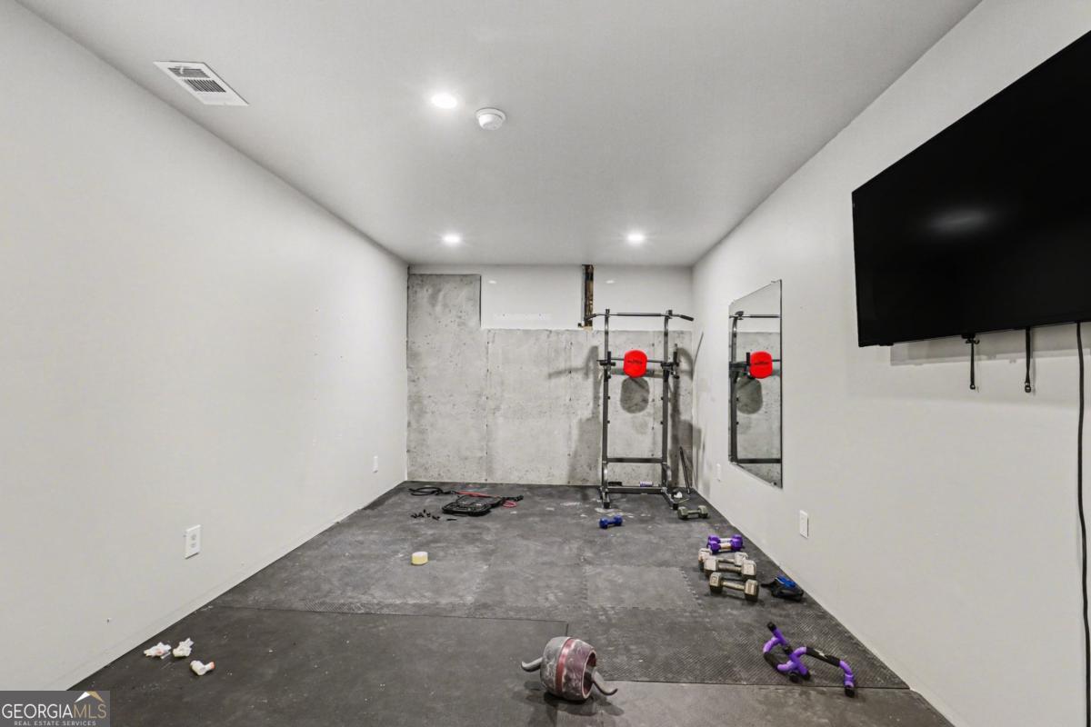 1940 SE Lancaster Drive SE