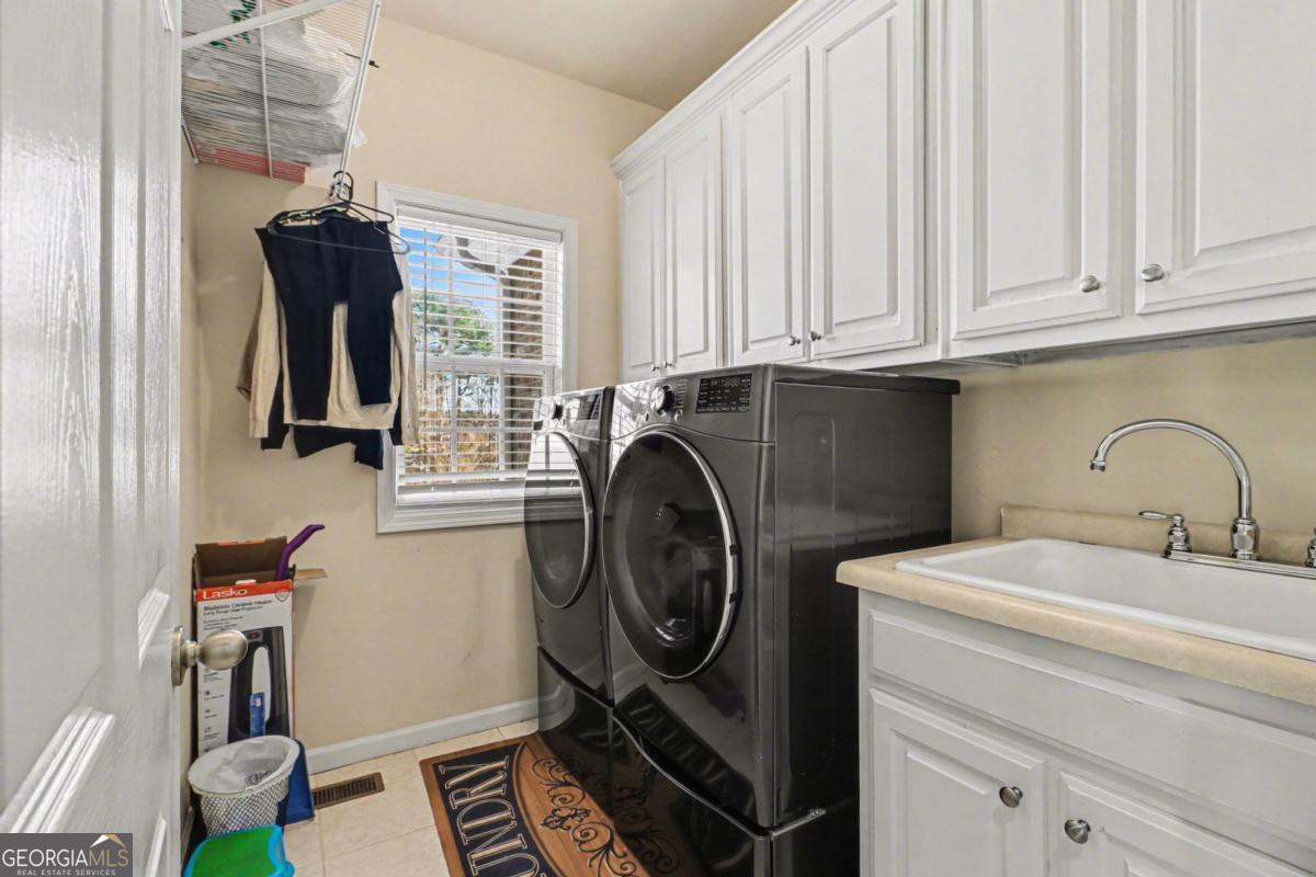 1940 SE Lancaster Drive SE