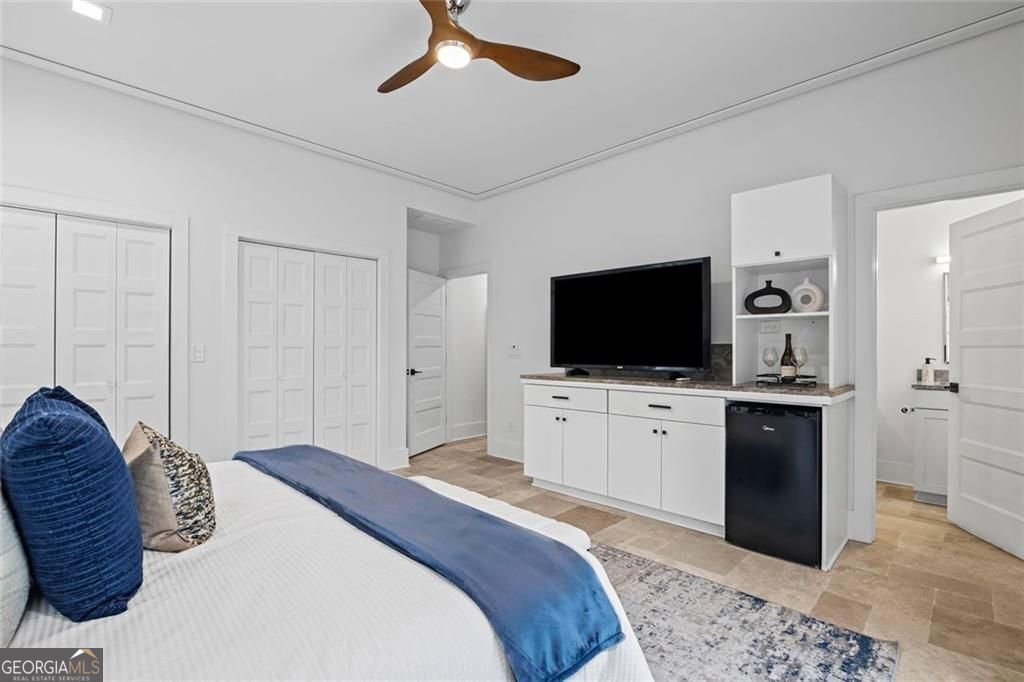 6260 River Overlook. Drive