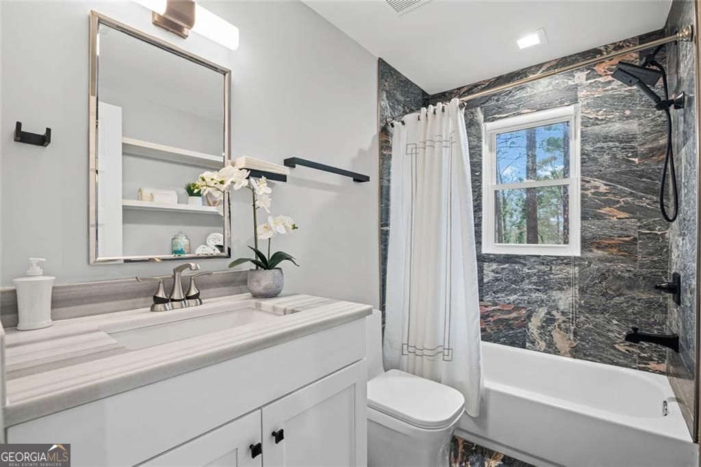 6260 River Overlook. Drive