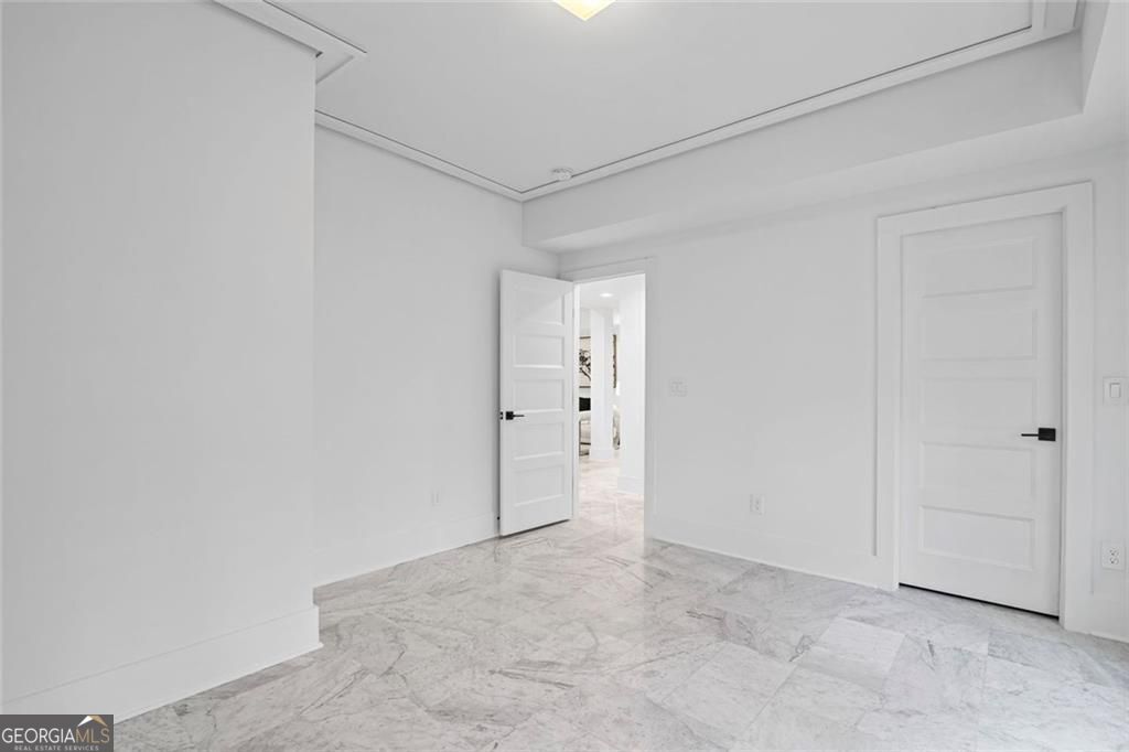 6260 River Overlook. Drive