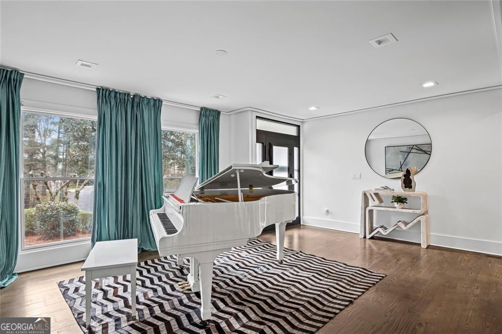 6260 River Overlook. Drive