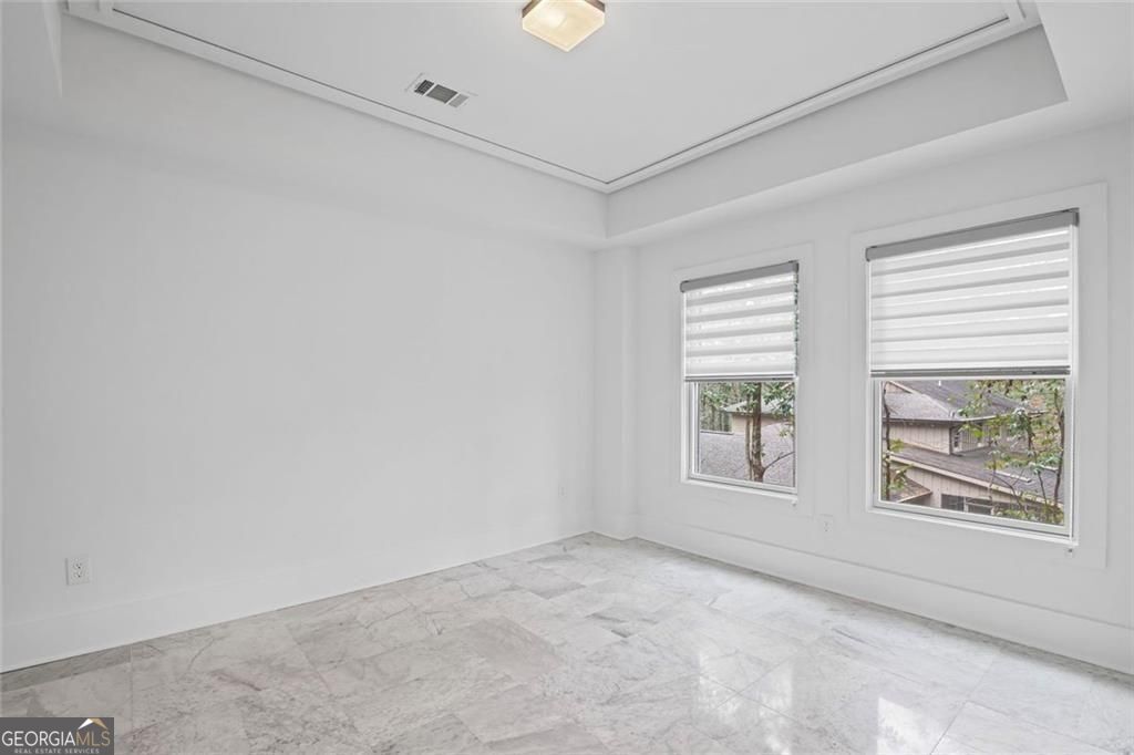 6260 River Overlook. Drive