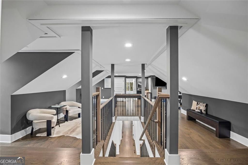 6260 River Overlook. Drive