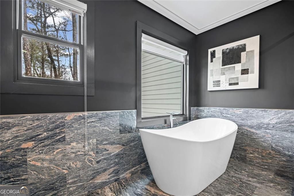 6260 River Overlook. Drive