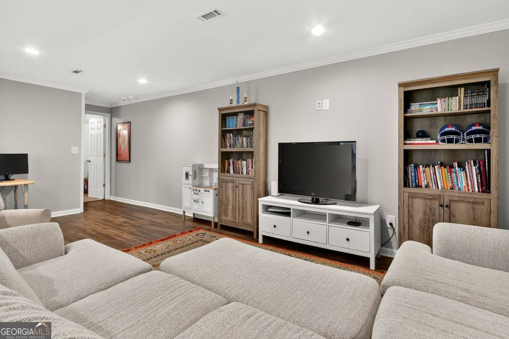 2311 Fox Hound Parkway