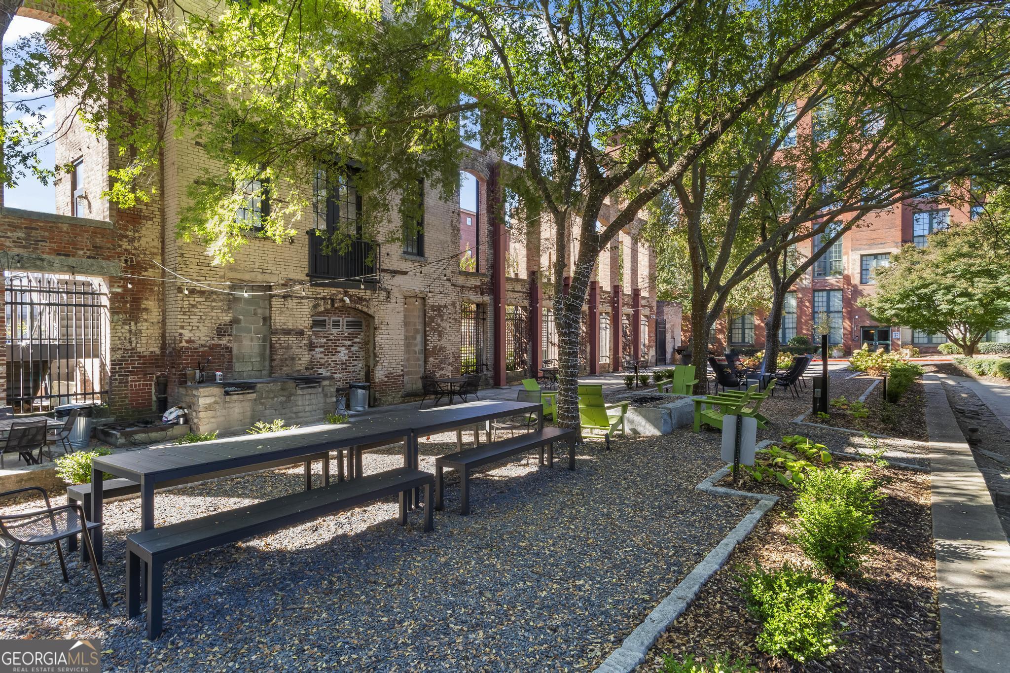 170 Boulevard SE # F109