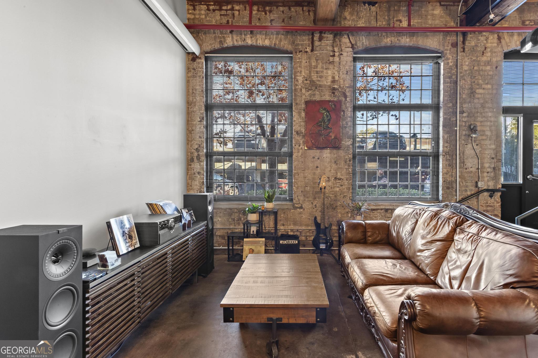 170 Boulevard SE # F109