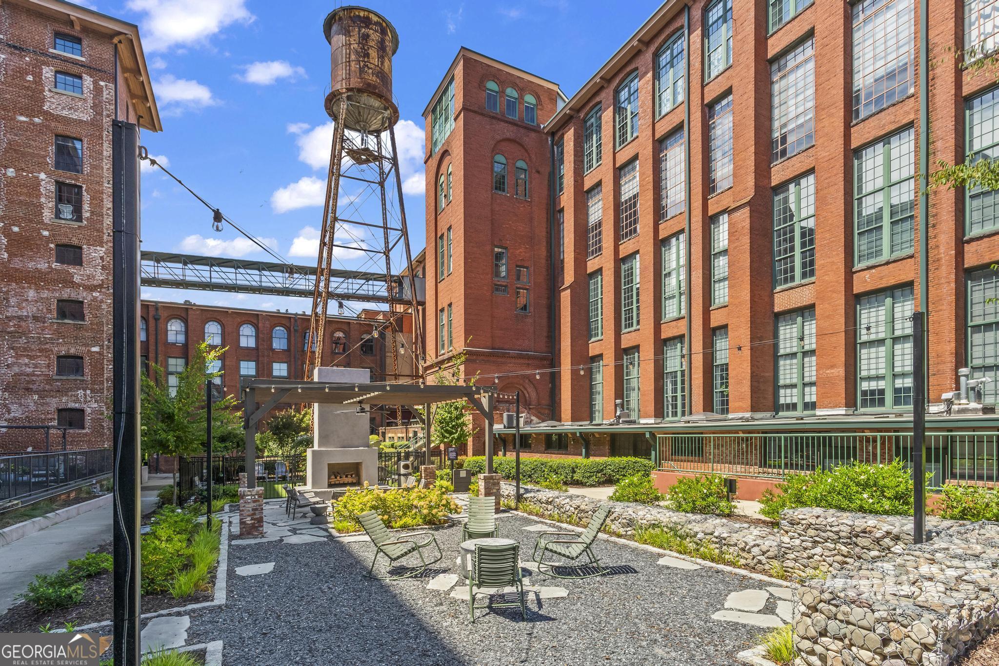 170 Boulevard SE # F109