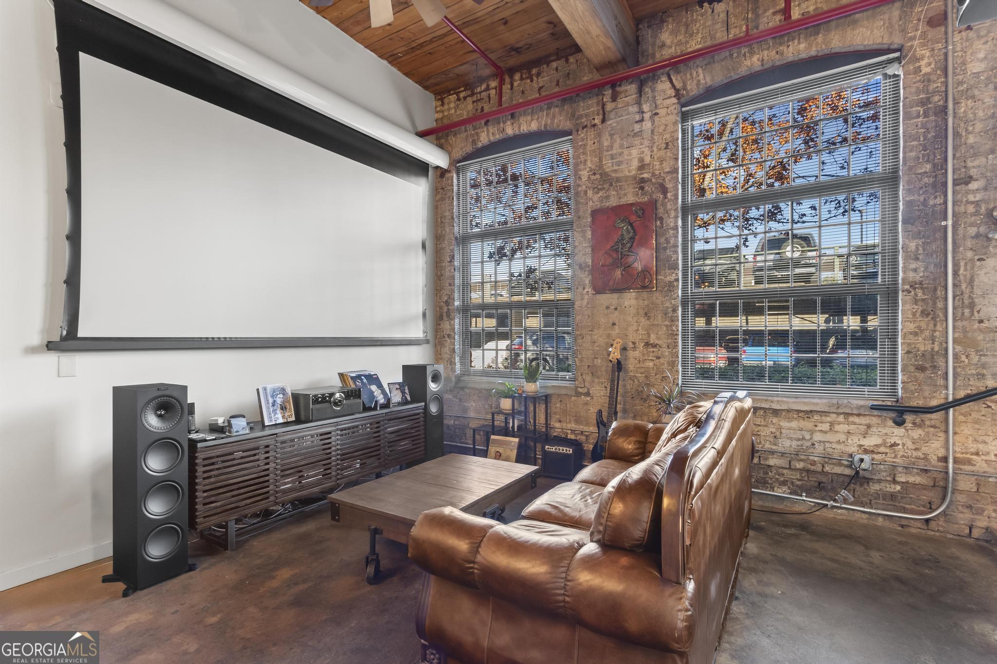 170 Boulevard SE # F109