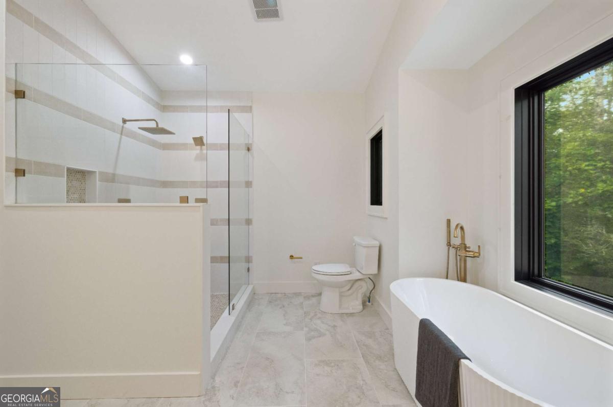 456 Whispering Pine Lane