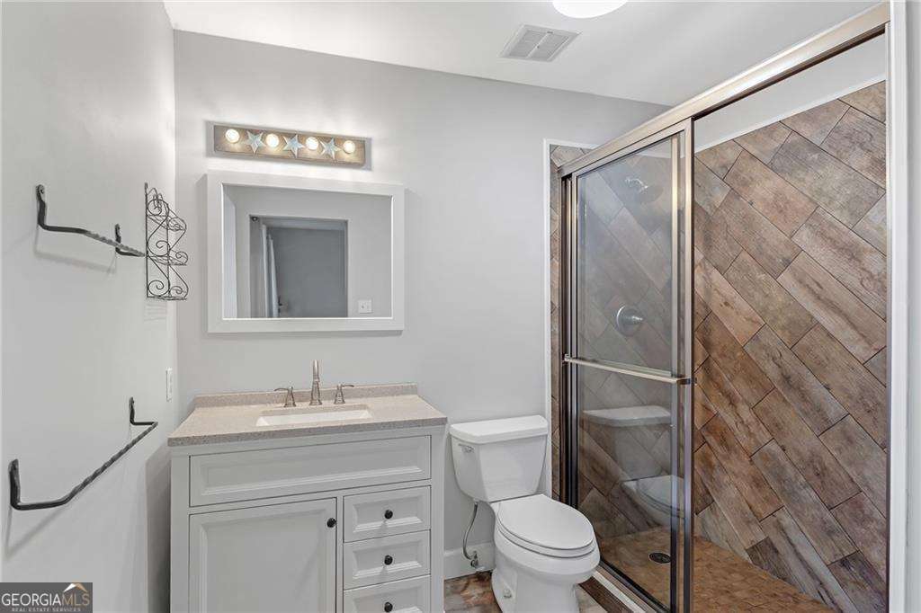 12 Surry County Place NW