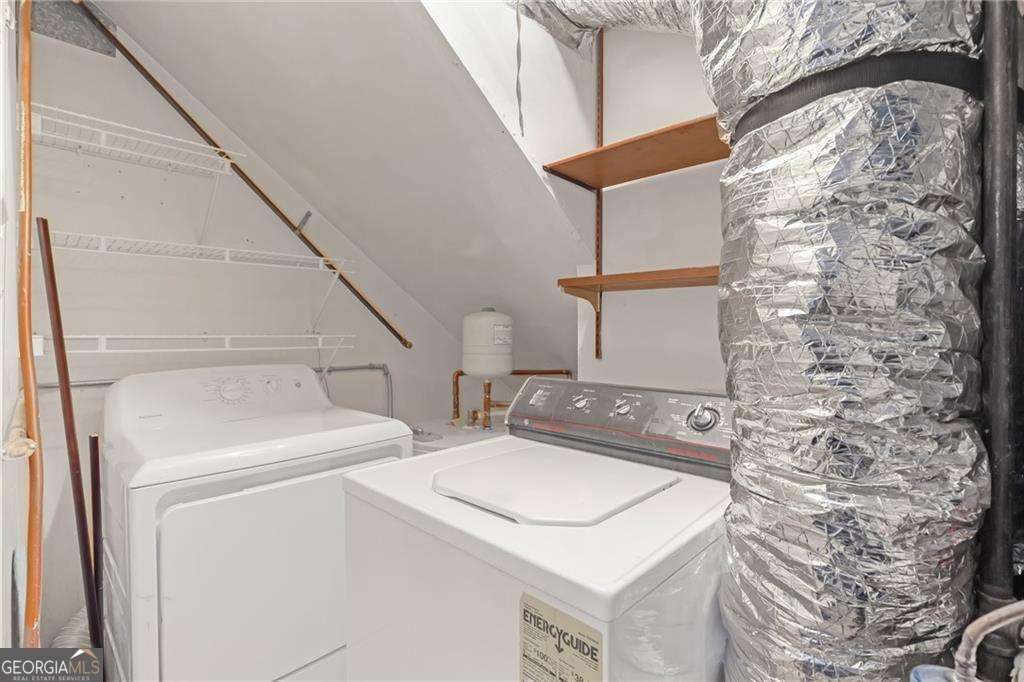 12 Surry County Place NW