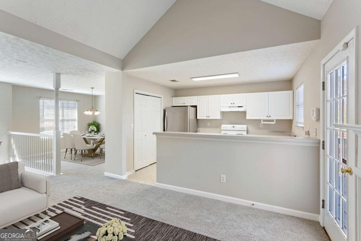 400 Camilla Circle SW