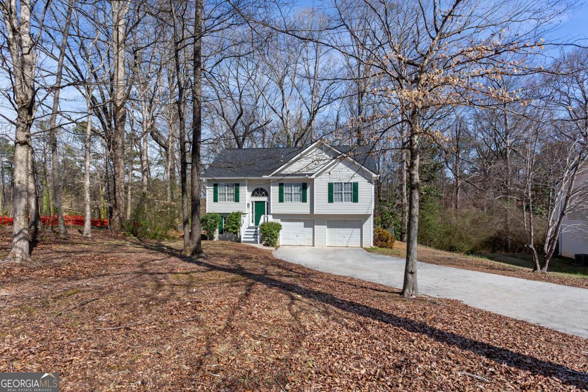 400 Camilla Circle SW