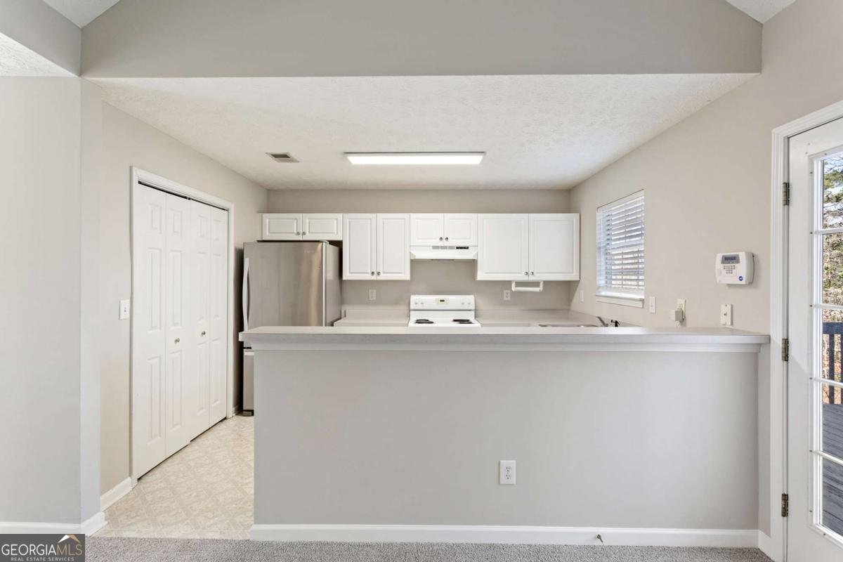 400 Camilla Circle SW