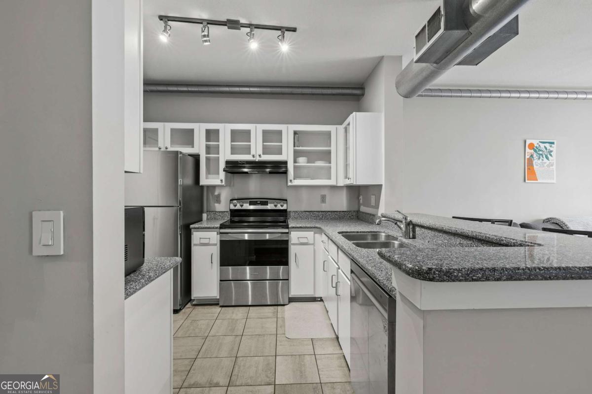 800 Peachtree Street NE # 1517