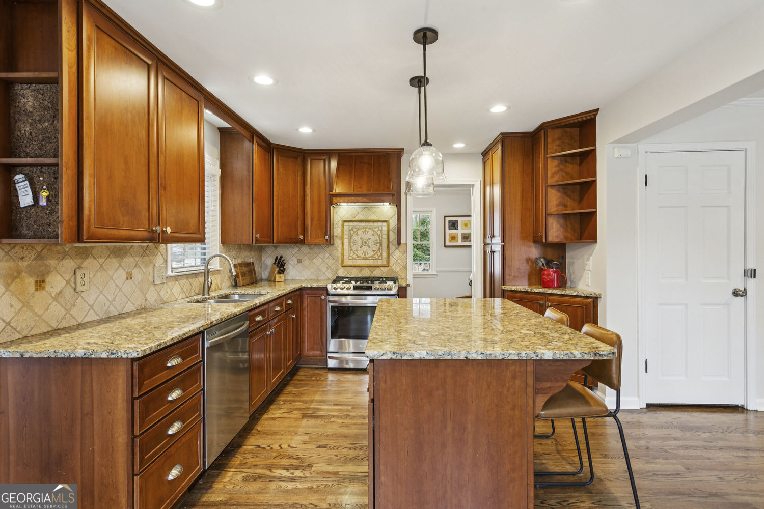 1434 Cedarhurst Drive