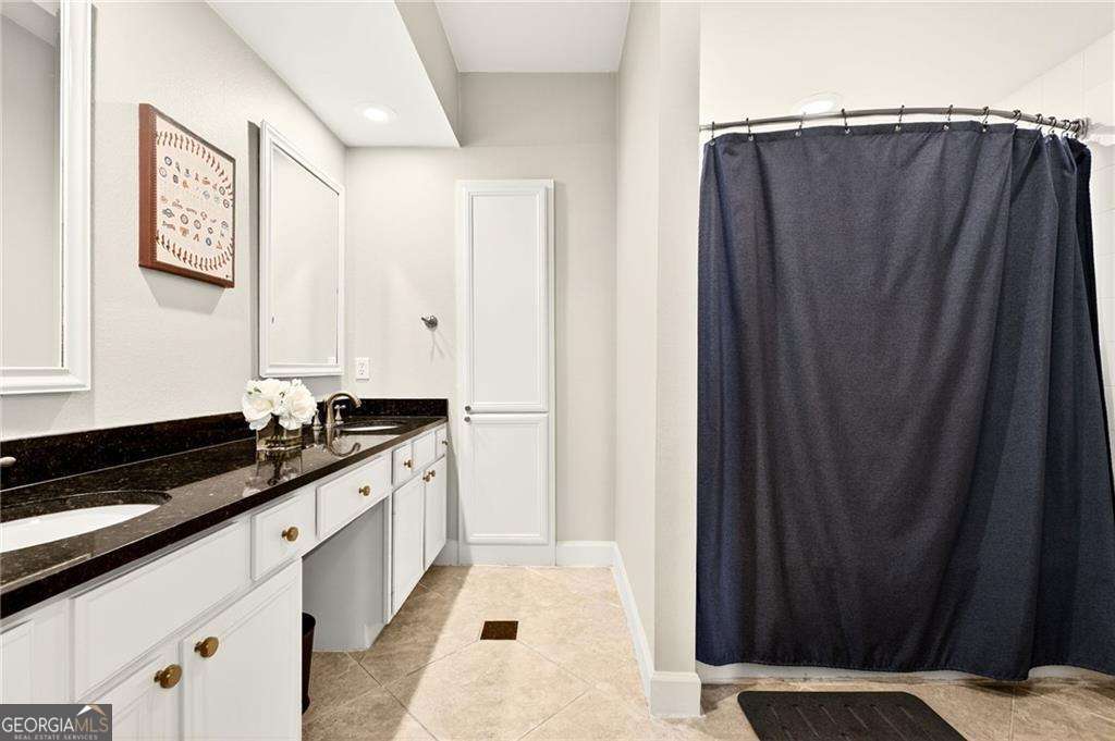 3777 Peachtree Road NE # 1221