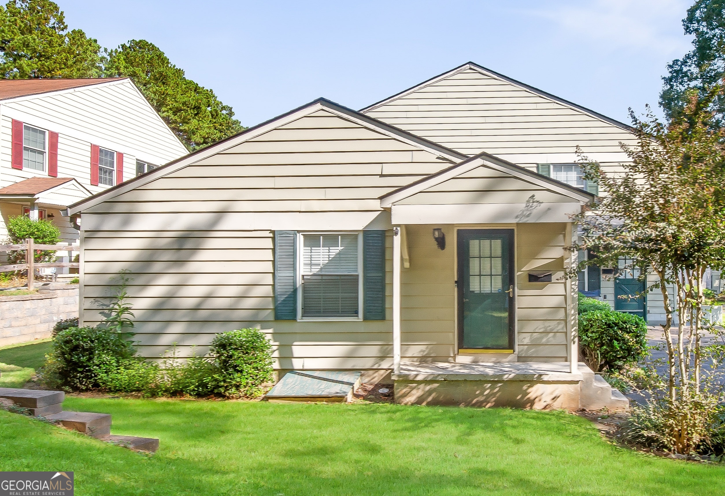 1382 Old Coach Road SW