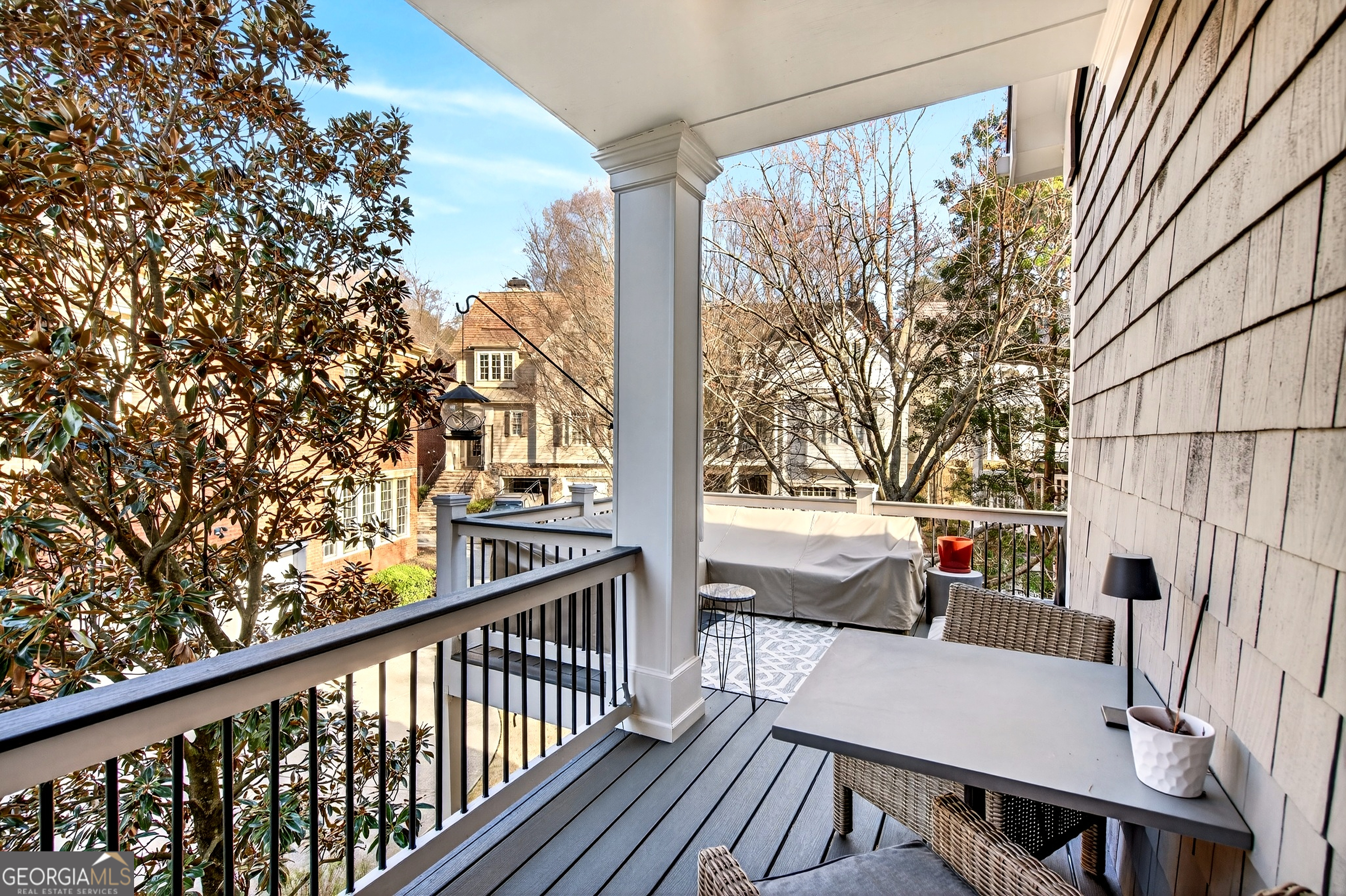 16 Conifer Circle NE