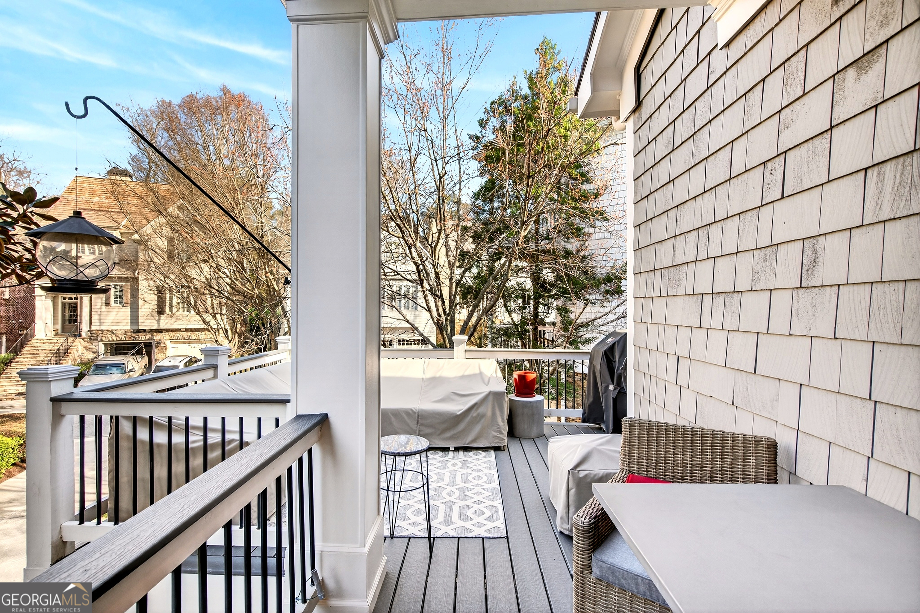 16 Conifer Circle NE