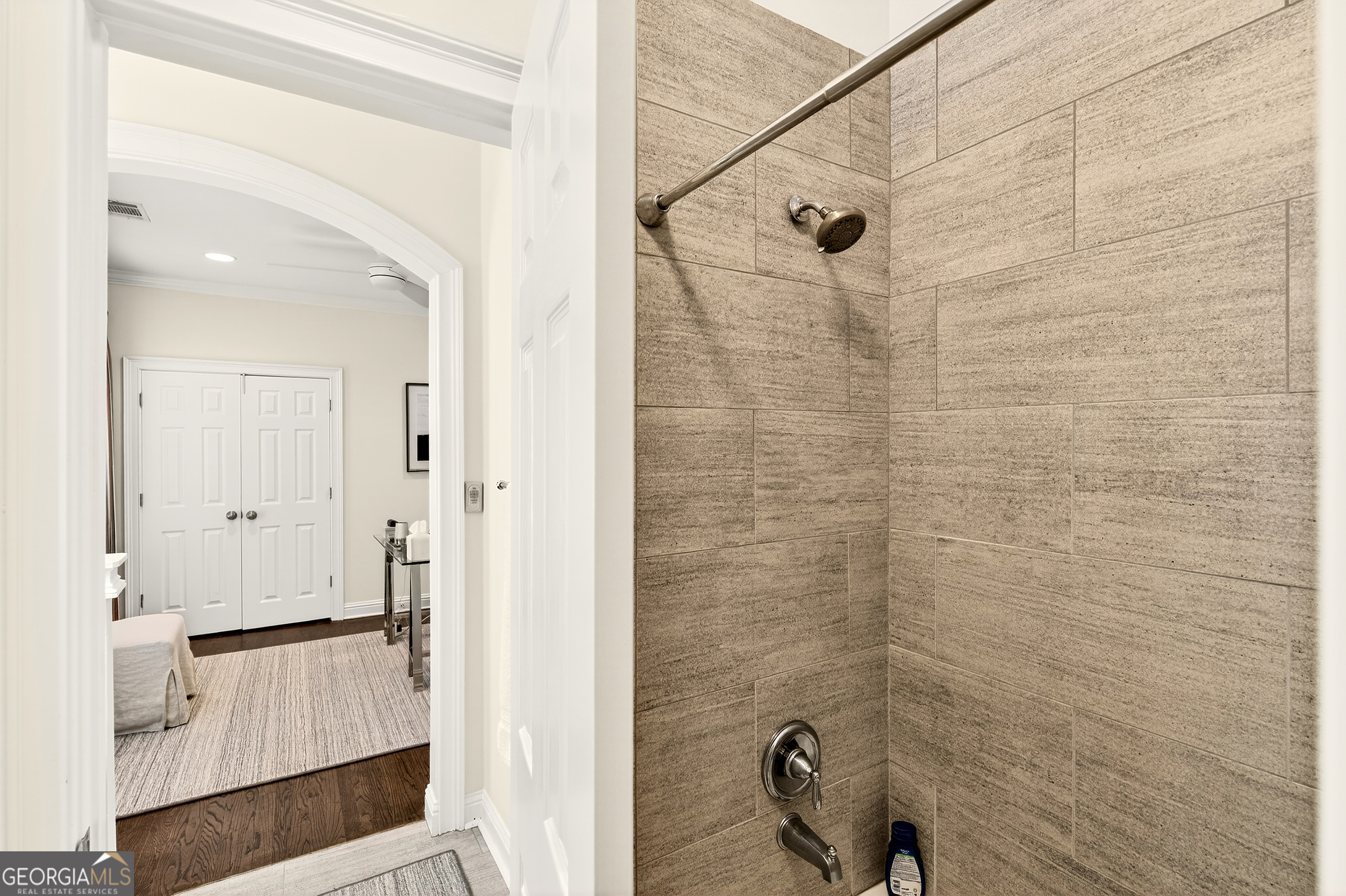 16 Conifer Circle NE