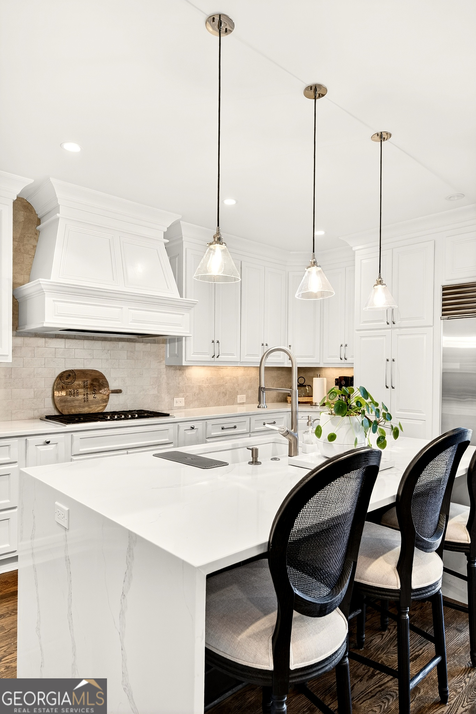 16 Conifer Circle NE