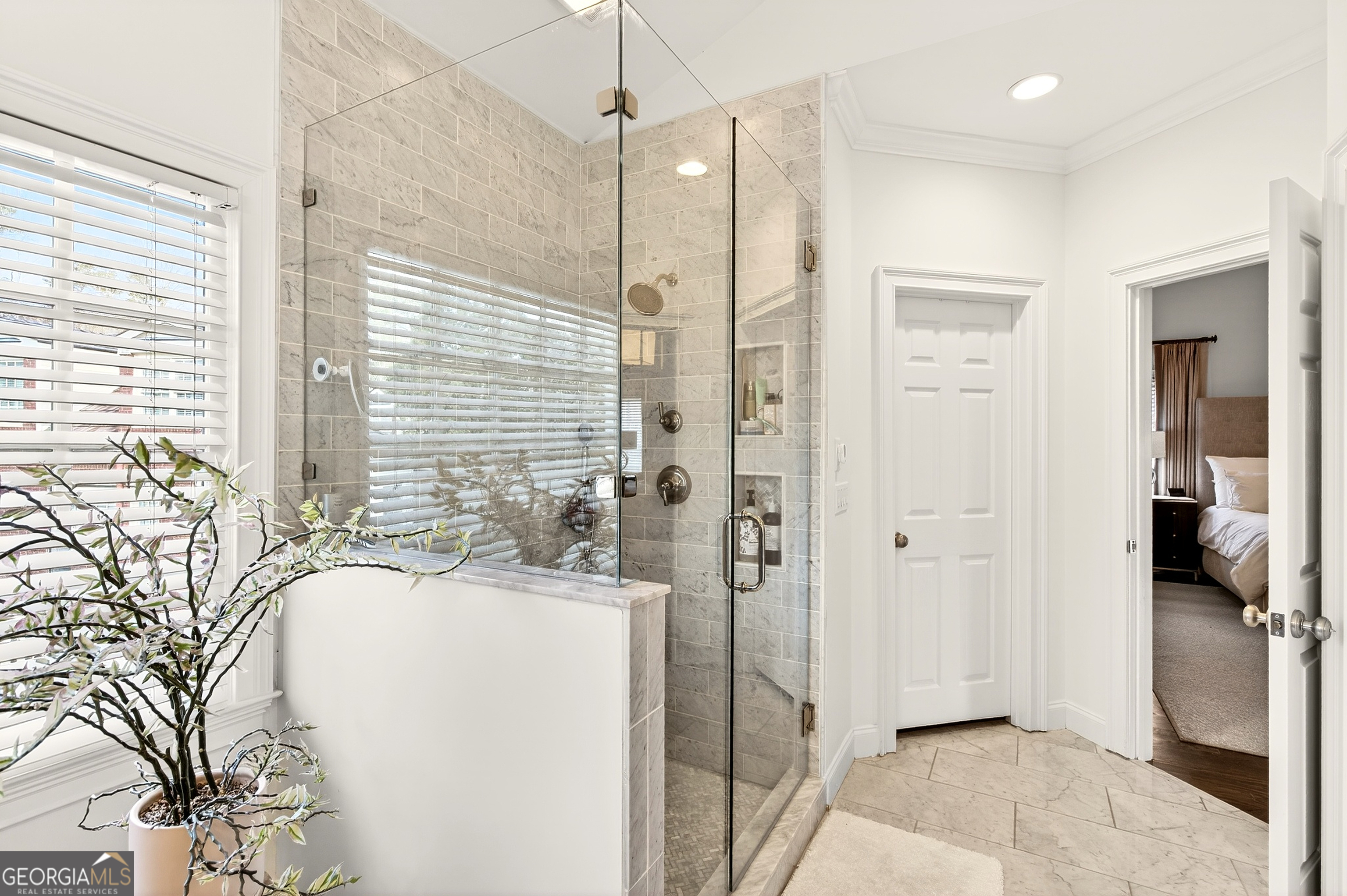 16 Conifer Circle NE