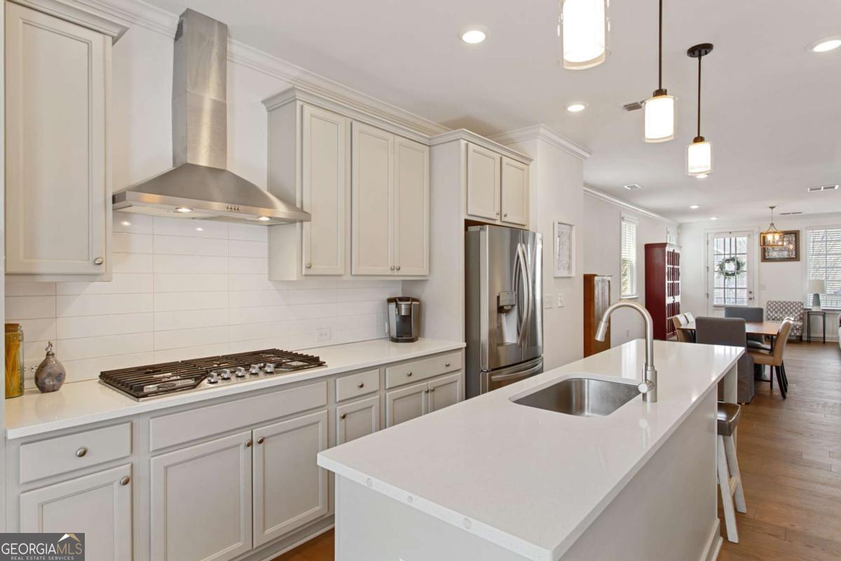 2527 Figaro Drive # 214