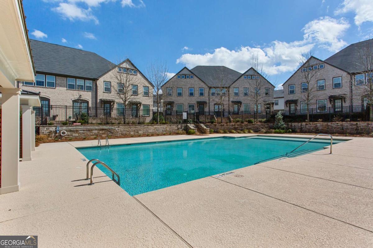 2527 Figaro Drive # 214