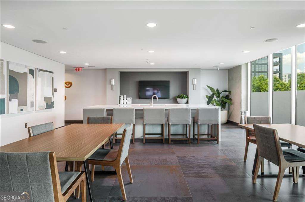 361 17th Street NW # 2418