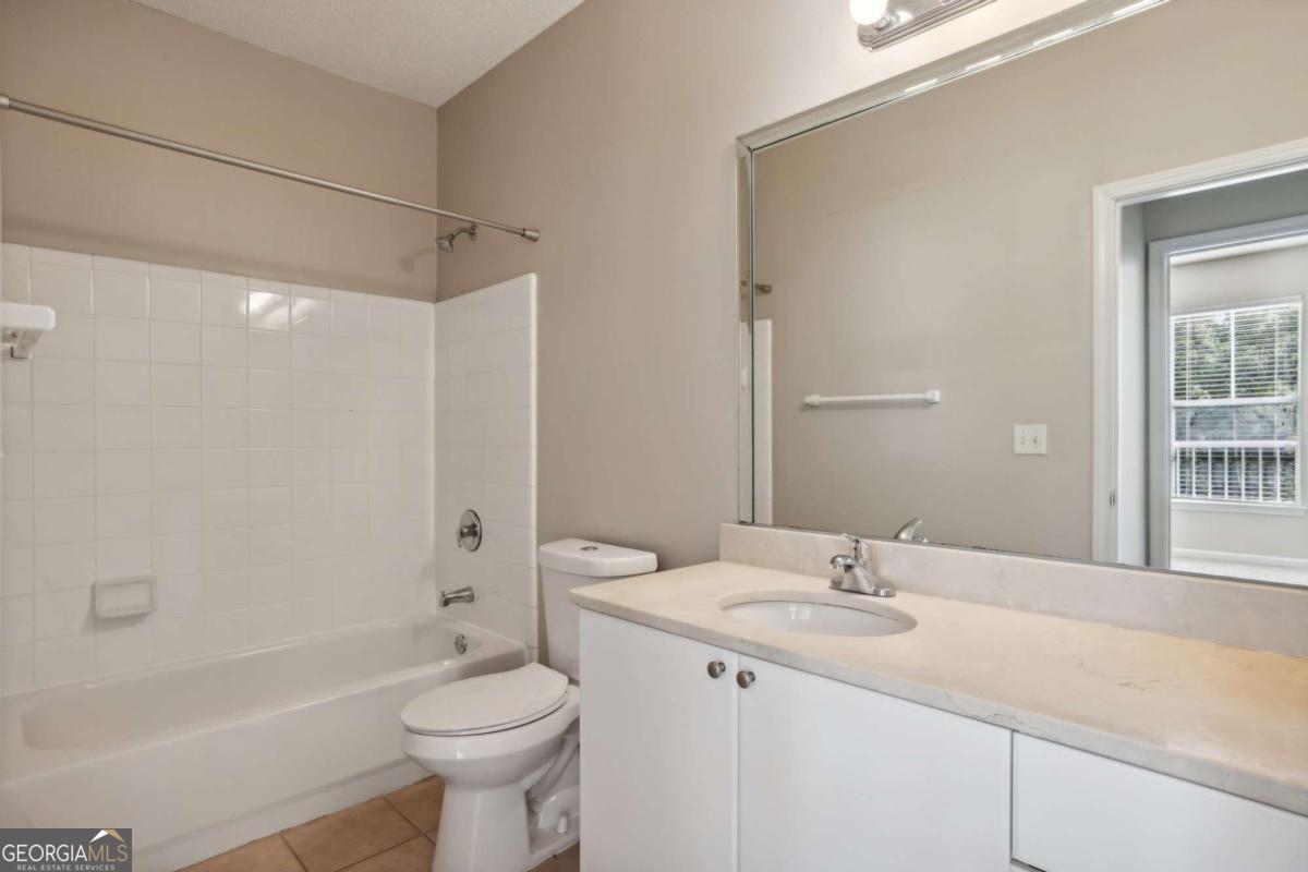 10 Perimeter Summit Boulevard NE # 3206