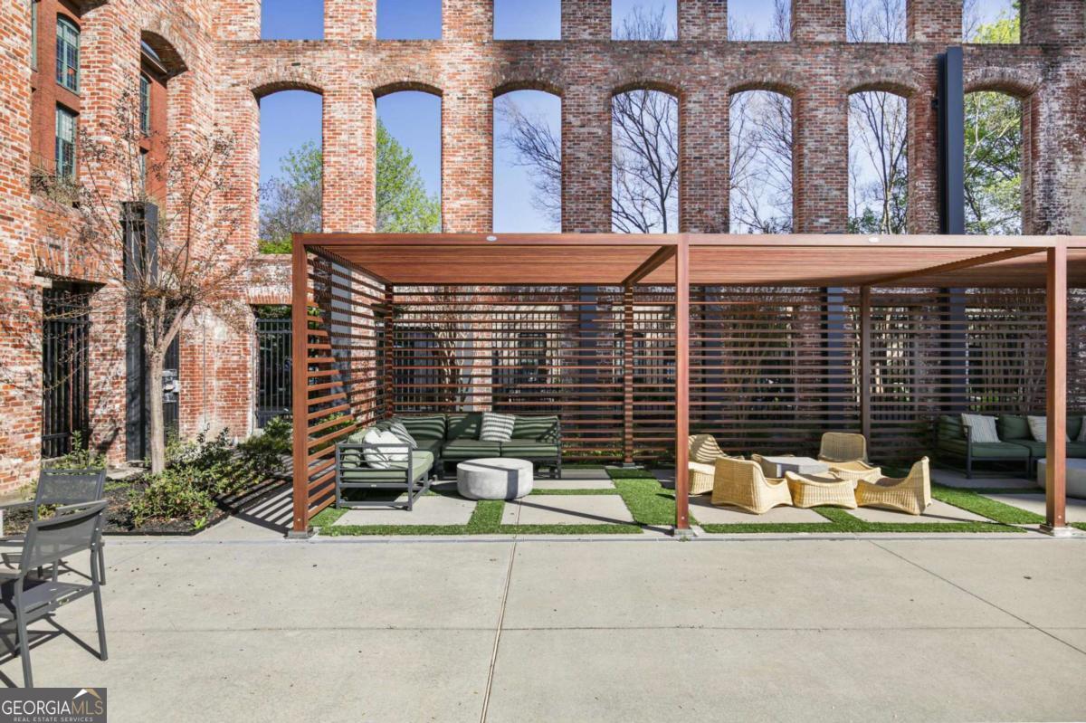 170 Boulevard SE # 128H