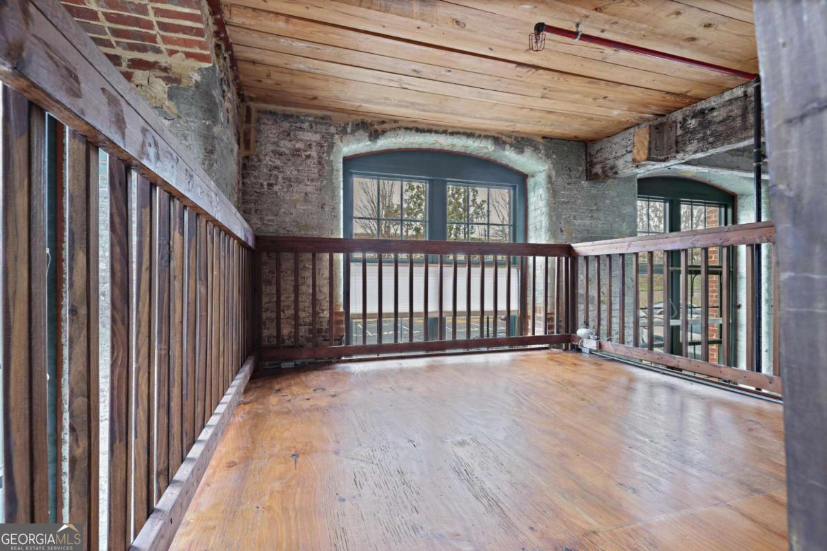 170 Boulevard SE # 128H