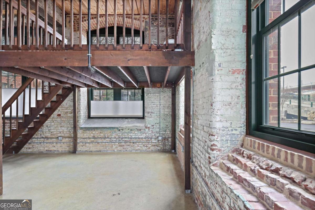 170 Boulevard SE # 128H
