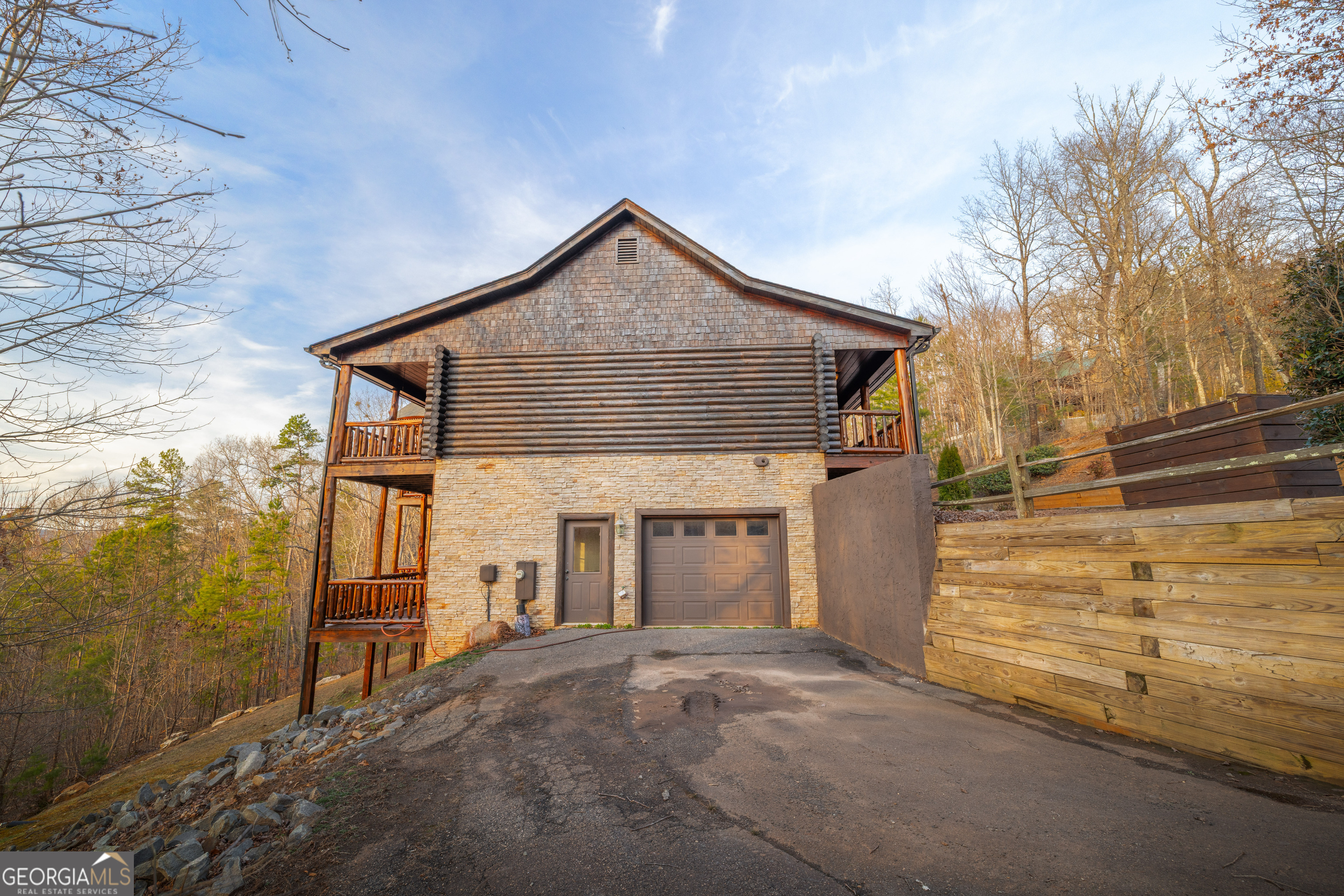 180 Cinnamon Bear Road