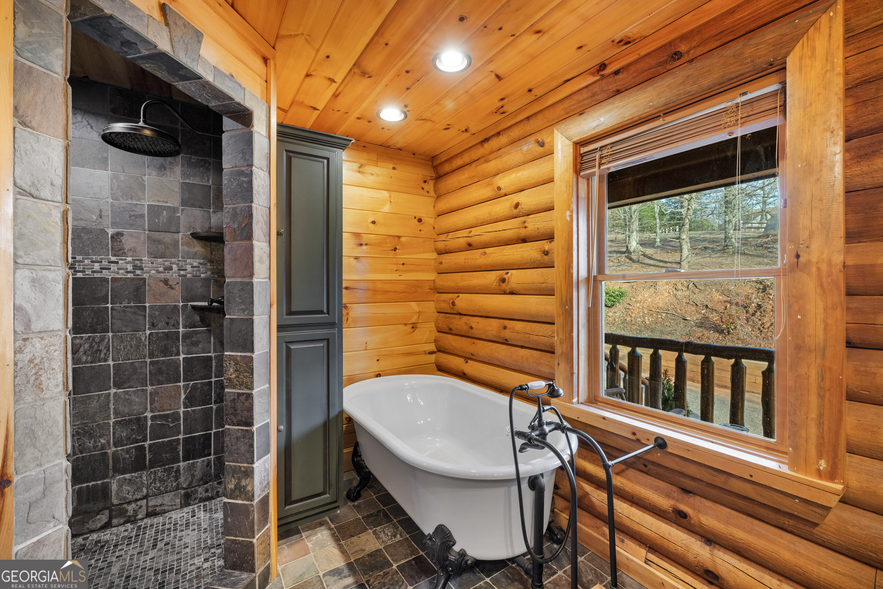 180 Cinnamon Bear Road