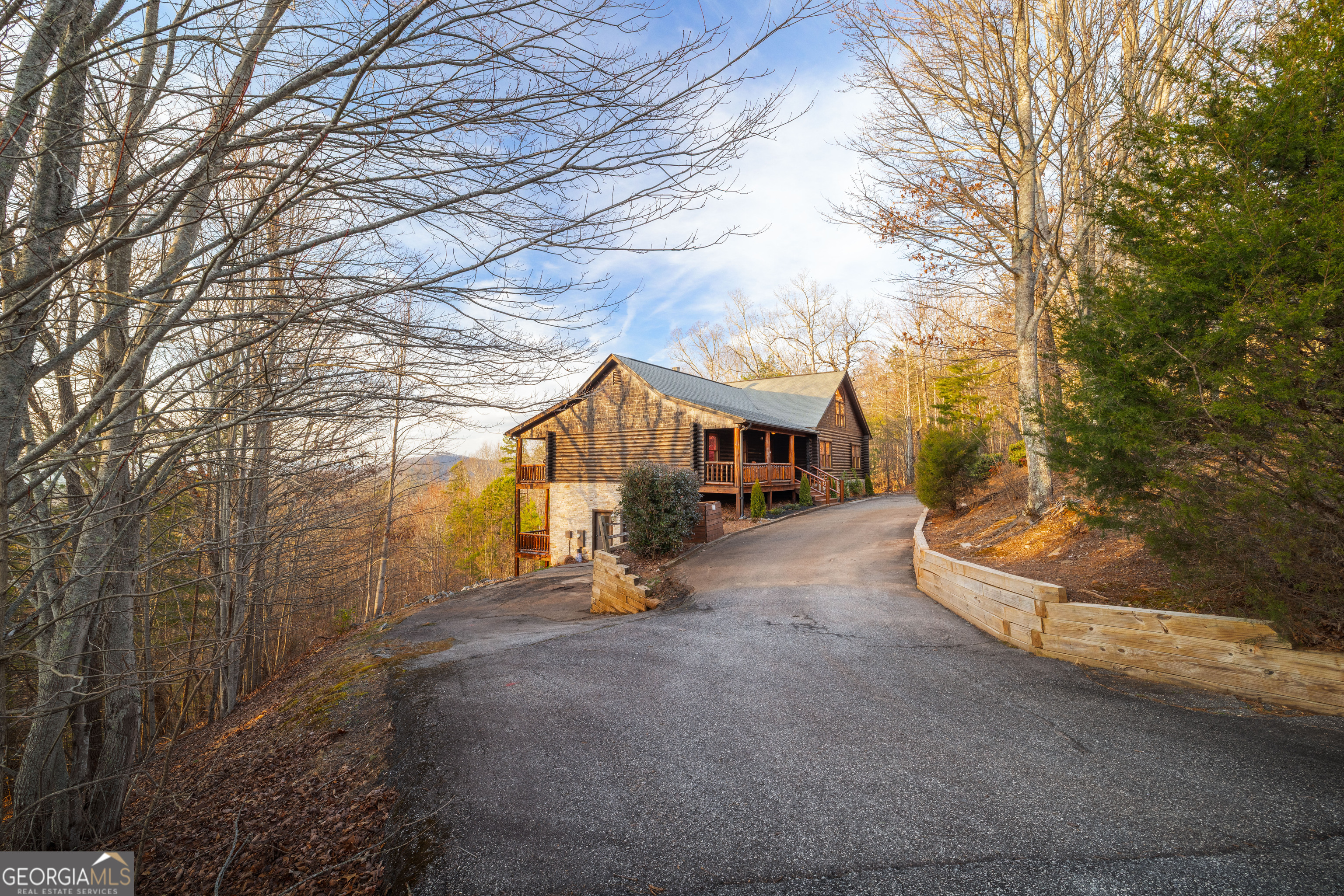 180 Cinnamon Bear Road