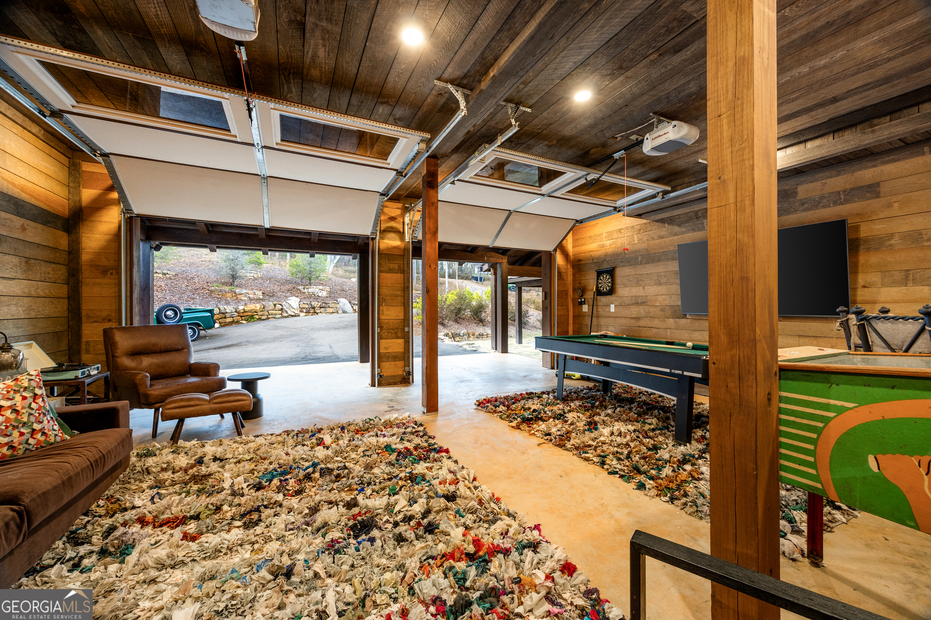 450 Miracle Lane