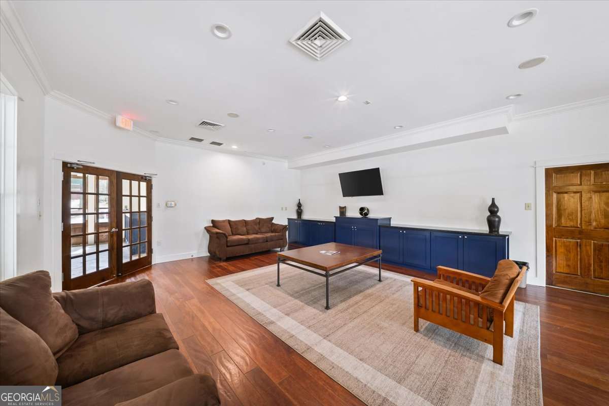 3202 Garden Hill Lane