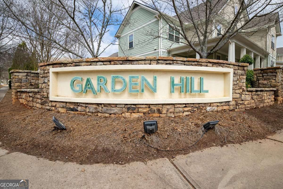 3202 Garden Hill Lane
