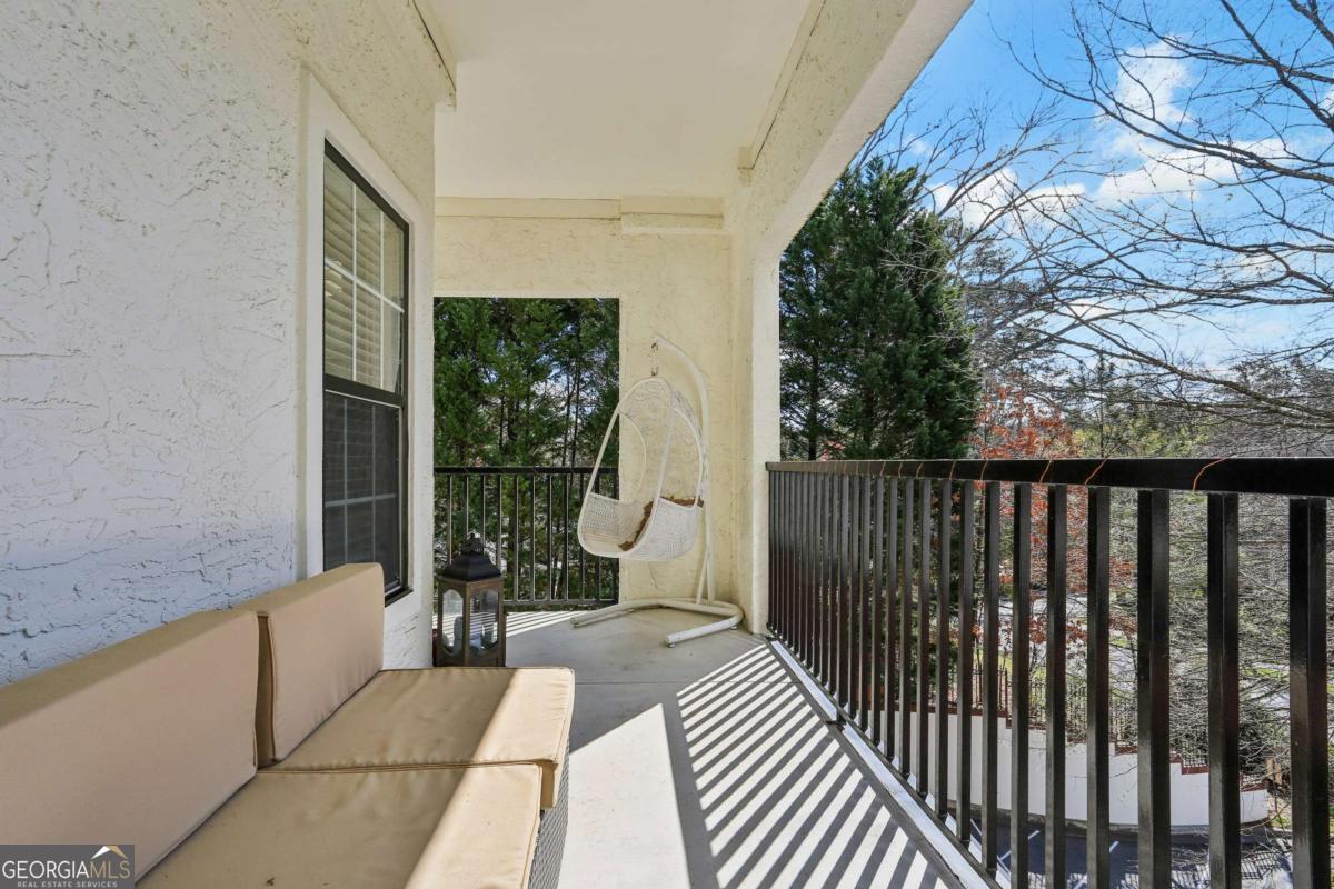 3275 Lenox Road NE # 208