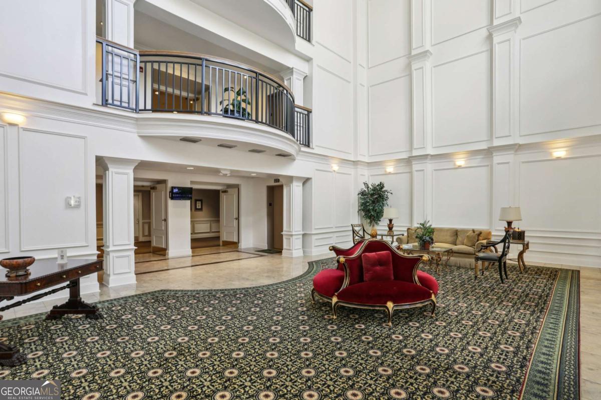 3275 Lenox Road NE # 208