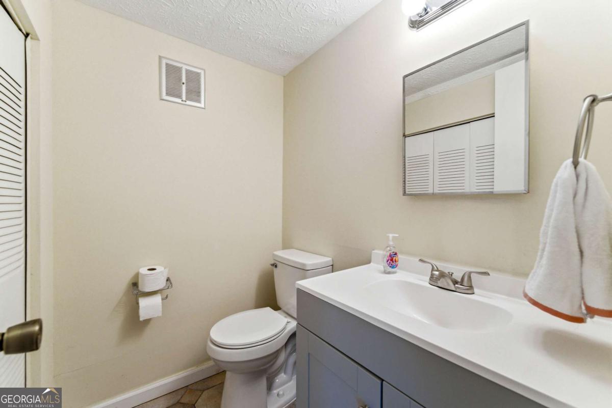 1448 Pine Log Road NE # B