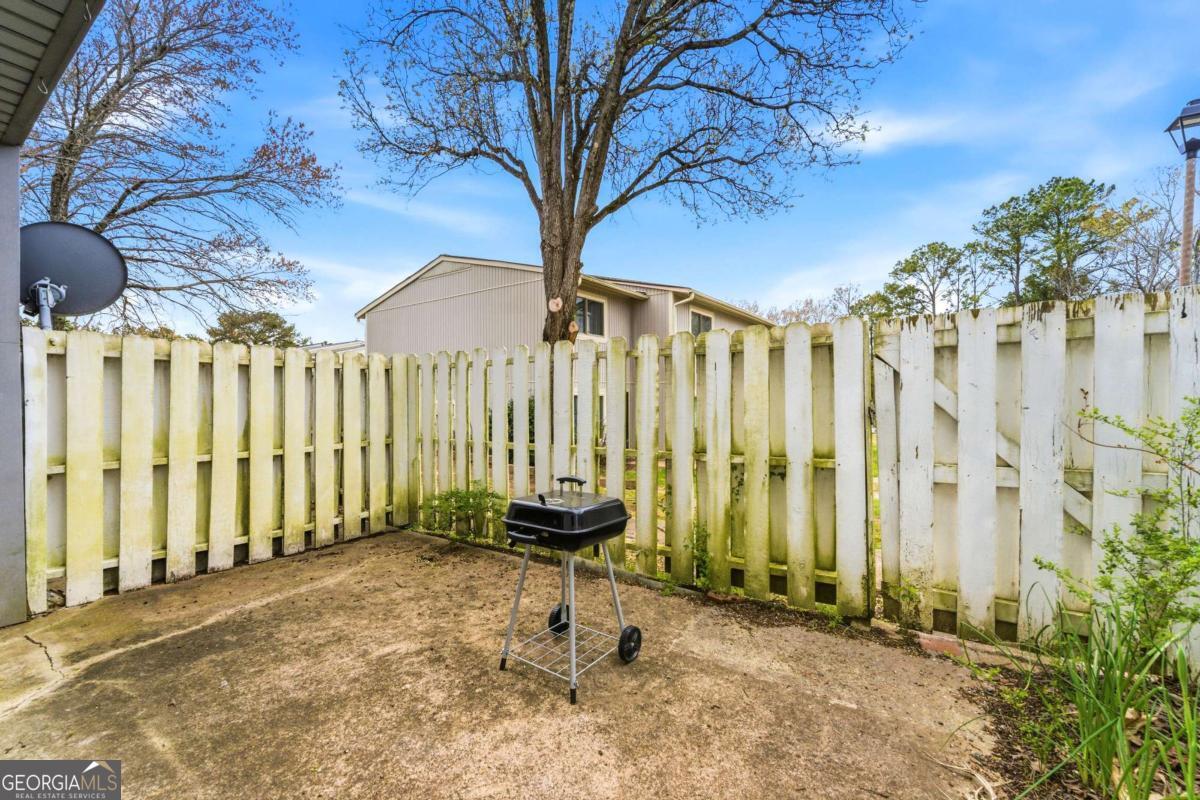 1448 Pine Log Road NE # B